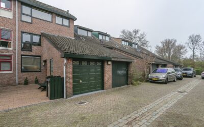 Binnenkort in de verkoop tussenwoning met garage in Zoetermeer